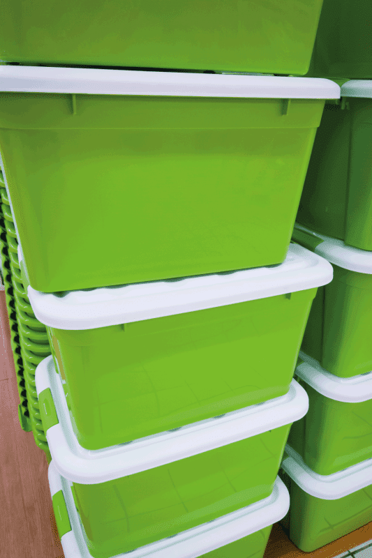 Green plastic container