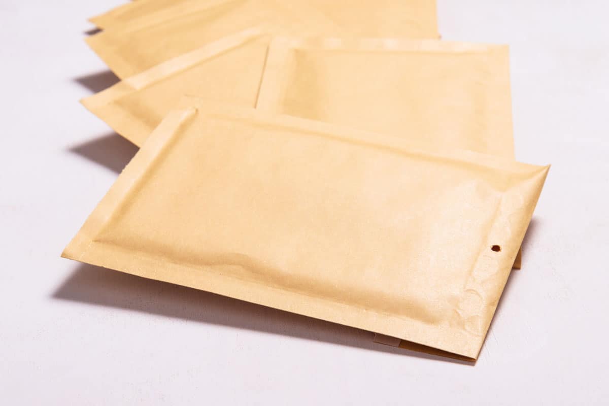 envelope bubble mailers