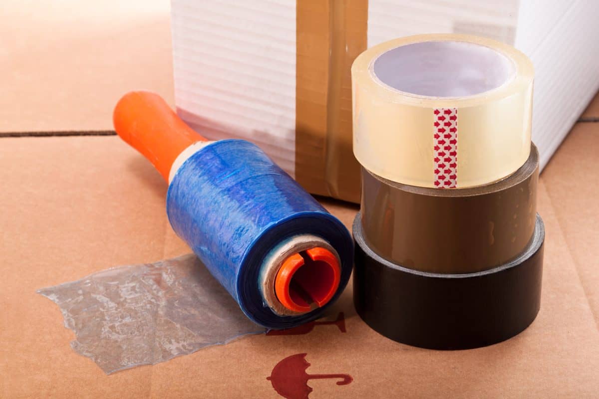 Adhesive tape for packing, nylon and cardboard boxes
